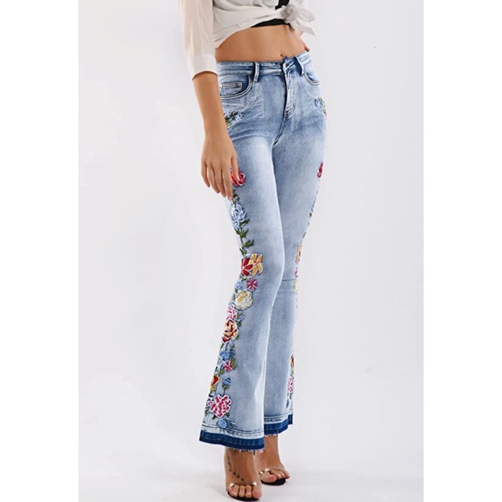 Light Wash Floral Embroidered‎ Patch High Waisted Flare Bell Bottom Denim Jeans - Picture 4 of 8